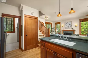 2535 NW Westover Rd, Portland, OR 97210 - Photo 18