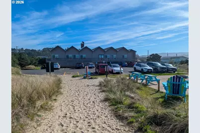 609 NW Oceania Dr, Waldport, OR 97394 - Photo 40