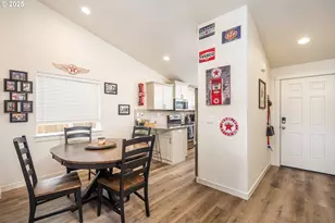 4967 Cedar View Dr, Springfield, OR 97478 - Photo 4