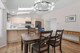 1752 Sunburst Terrace NW, Salem, OR 97304 - Photo 10