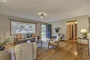 6096 Harrington Ave, Lake Oswego, OR 97035 - Photo 6