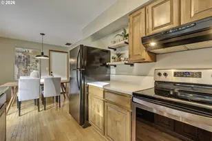 6096 Harrington Ave, Lake Oswego, OR 97035 - Photo 18