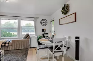 15074 NW Central Dr, Portland, OR 97229 - Photo 10