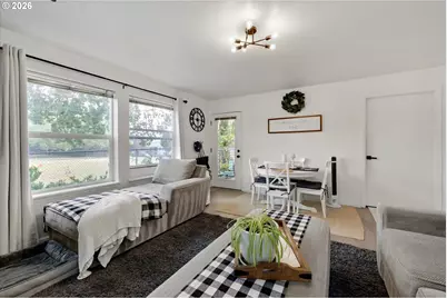 15074 NW Central Dr #301, Portland, OR 97229 - Photo 12