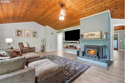 211 Skye Rd, Washougal, WA 98671 - Photo 4