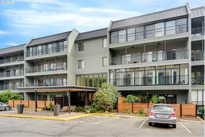 45 Eagle Crest Dr #311, Lake Oswego, OR 97035 - Photo 2