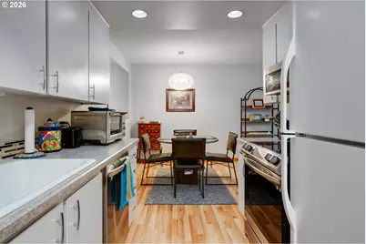 45 Eagle Crest Dr #311, Lake Oswego, OR 97035 - Photo 12