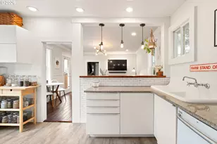 3017 S Water Ave, Portland, OR 97201 - Photo 10