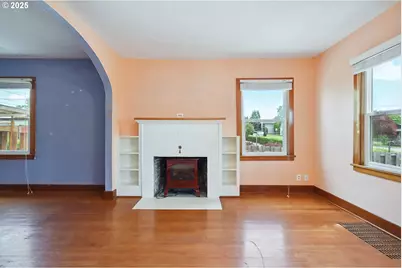 323 W Broadway St, Goldendale, WA 98620 - Photo 4