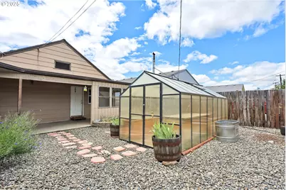 323 W Broadway St, Goldendale, WA 98620 - Photo 34