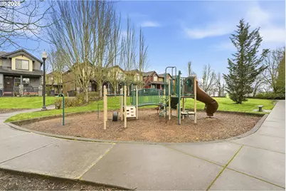 1450 NE Edgefield St, Hillsboro, OR 97124 - Photo 42