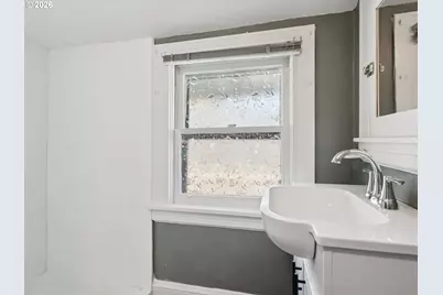 2326 NE 48th Ave, Portland, OR 97213 - Photo 34