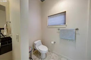 3990 Abbey Ln, Astoria, OR 97103 - Photo 40