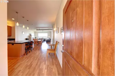 3990 Abbey Ln #B307, Astoria, OR 97103 - Photo 4