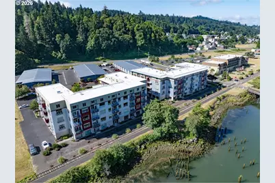 3990 Abbey Ln #B307, Astoria, OR 97103 - Photo 8