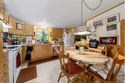 33382 Cedar Valley Rd, Gold Beach, OR 97444 - Photo 16