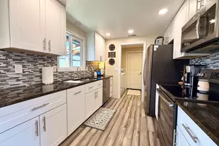 2600 15th St, North Bend, OR 97459 - Photo 12