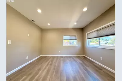 2600 15th St, North Bend, OR 97459 - Photo 36