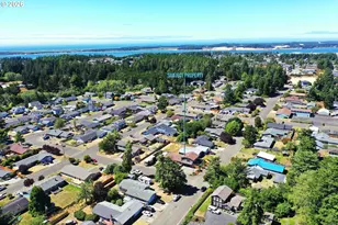 2600 15th St, North Bend, OR 97459 - Photo 4
