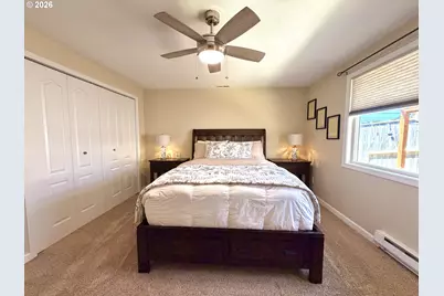 2600 15th St, North Bend, OR 97459 - Photo 24