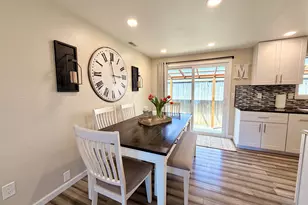 2600 15th St, North Bend, OR 97459 - Photo 10