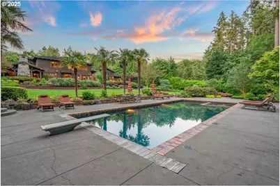 13150 SW Iron Mountain Blvd, Portland, OR 97219 - Photo 2