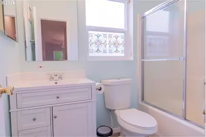 1000 S McKern Ct #125, Newberg, OR 97132 - Photo 24