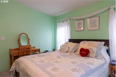 1000 S McKern Ct #125, Newberg, OR 97132 - Photo 14