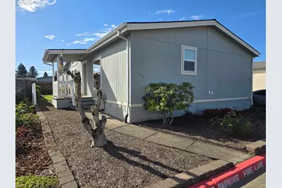 1000 S McKern Ct #125, Newberg, OR 97132 - Photo 1