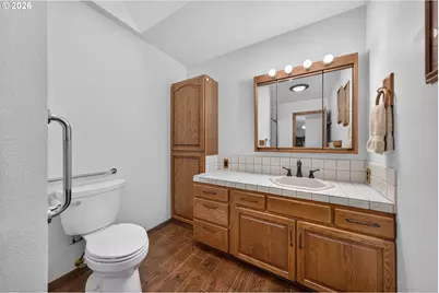 269 Bailey Dr, Roseburg, OR 97471 - Photo 24