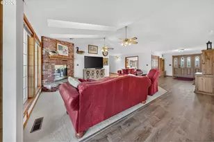 269 Bailey Dr, Roseburg, OR 97471 - Photo 6