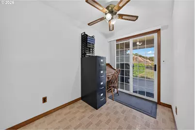 269 Bailey Dr, Roseburg, OR 97471 - Photo 34