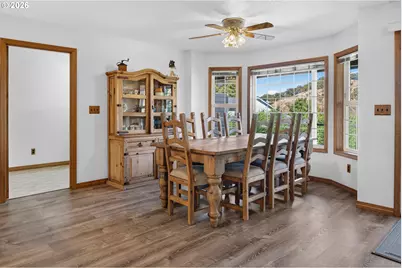 269 Bailey Dr, Roseburg, OR 97471 - Photo 26