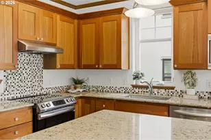 123 3rd St, Lake Oswego, OR 97034 - Photo 12