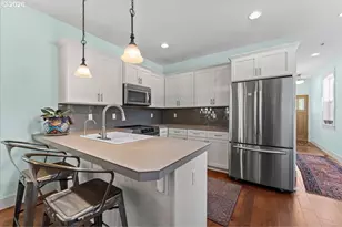 1520 SE 87th Ave SE, Portland, OR 97216 - Photo 8