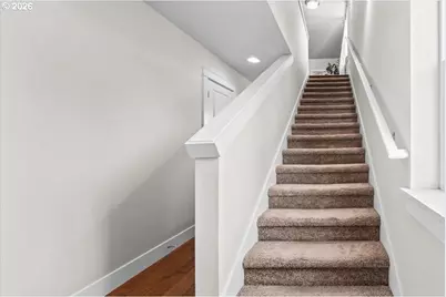 1520 SE 87th Ave SE, Portland, OR 97216 - Photo 32