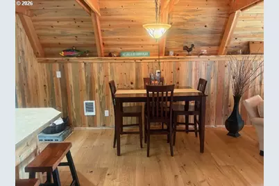 19021 Alpine Breeze Way, Crescent Lake, OR 97733 - Photo 14