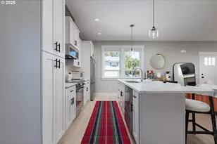 784 SW 28th Ct, Lincoln City, OR 97367 - Photo 8