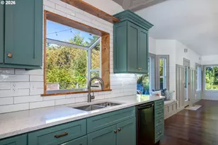 65 SE Schoolhouse St, Depoe Bay, OR 97341 - Photo 26