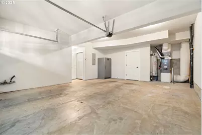 15664 SW Ivory St, Beaverton, OR 97007 - Photo 36