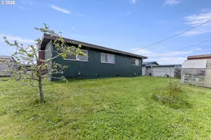 1060 Garfield Ave, Coos Bay, OR 97420 - Photo 24