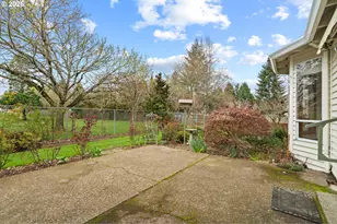 495 SW 167th Ave, Beaverton, OR 97006 - Photo 32