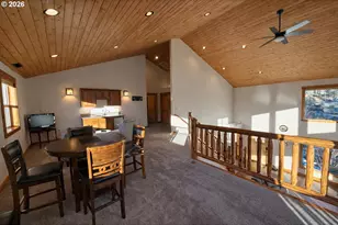 125 Melgard Ct, Detroit, OR 97342 - Photo 20