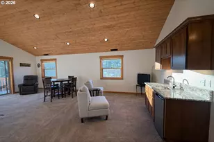 125 Melgard Ct, Detroit, OR 97342 - Photo 18