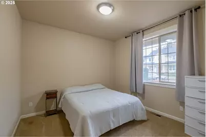 21022 Jenny Marie Ln, Aurora, OR 97002 - Photo 8