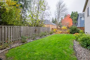 21022 Jenny Marie Ln, Aurora, OR 97002 - Photo 34