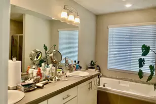 2031 S Jasper Dr, Cornelius, OR 97113 - Photo 8