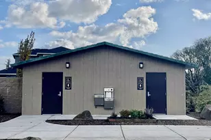 2031 S Jasper Dr, Cornelius, OR 97113 - Photo 10