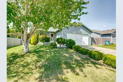2308 SW 9th Cir, Battle Ground, WA 98604 - Photo 2