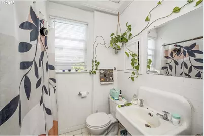 2204 NE 7th Ave, Portland, OR 97212 - Photo 22